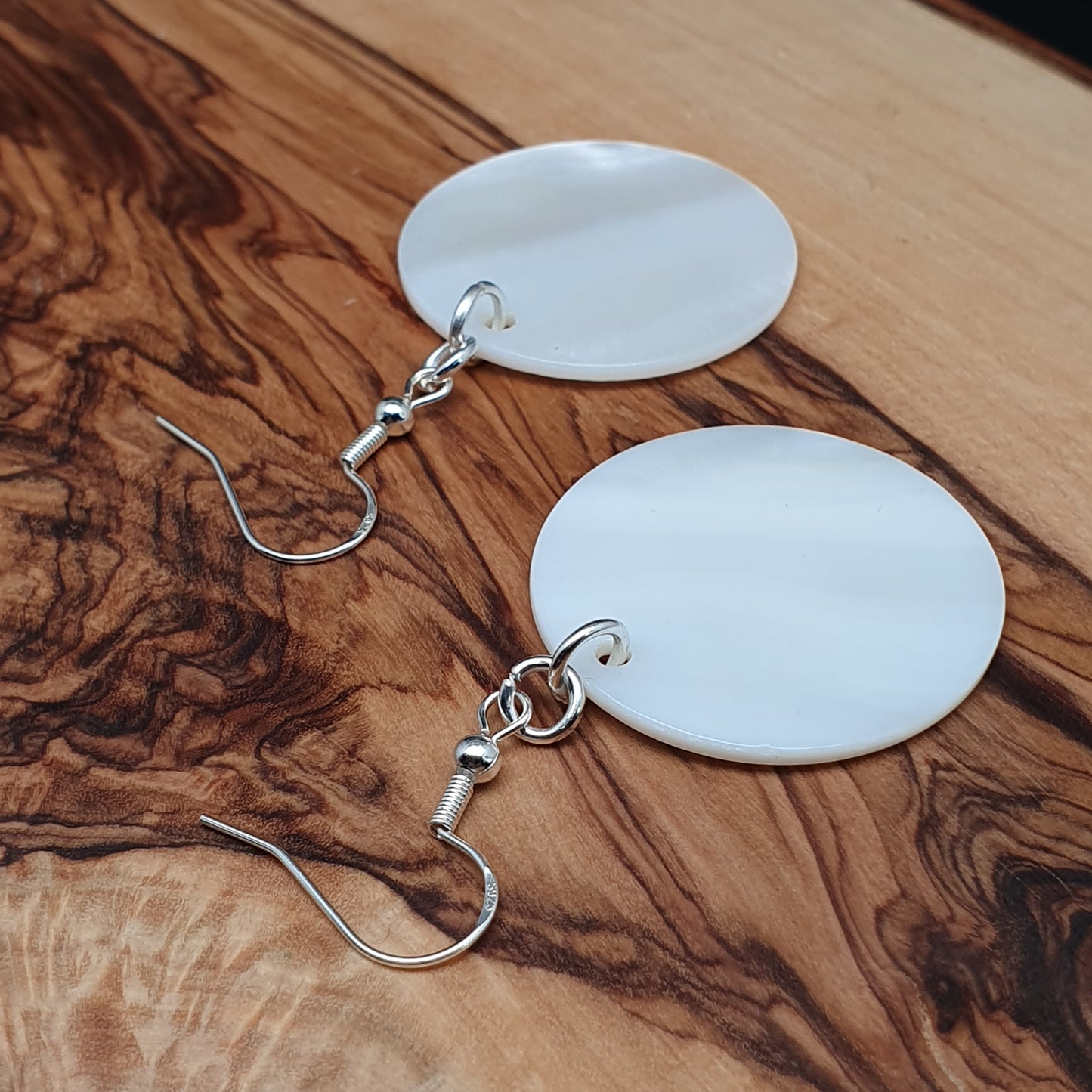 White Mother Of Pearl Disc Earrings Dangle Drop Round Shell