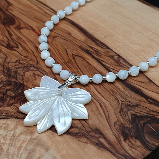 White Lotus Flower Necklace Natural Beaded Mother Of Pearl Carved Shell Pendant