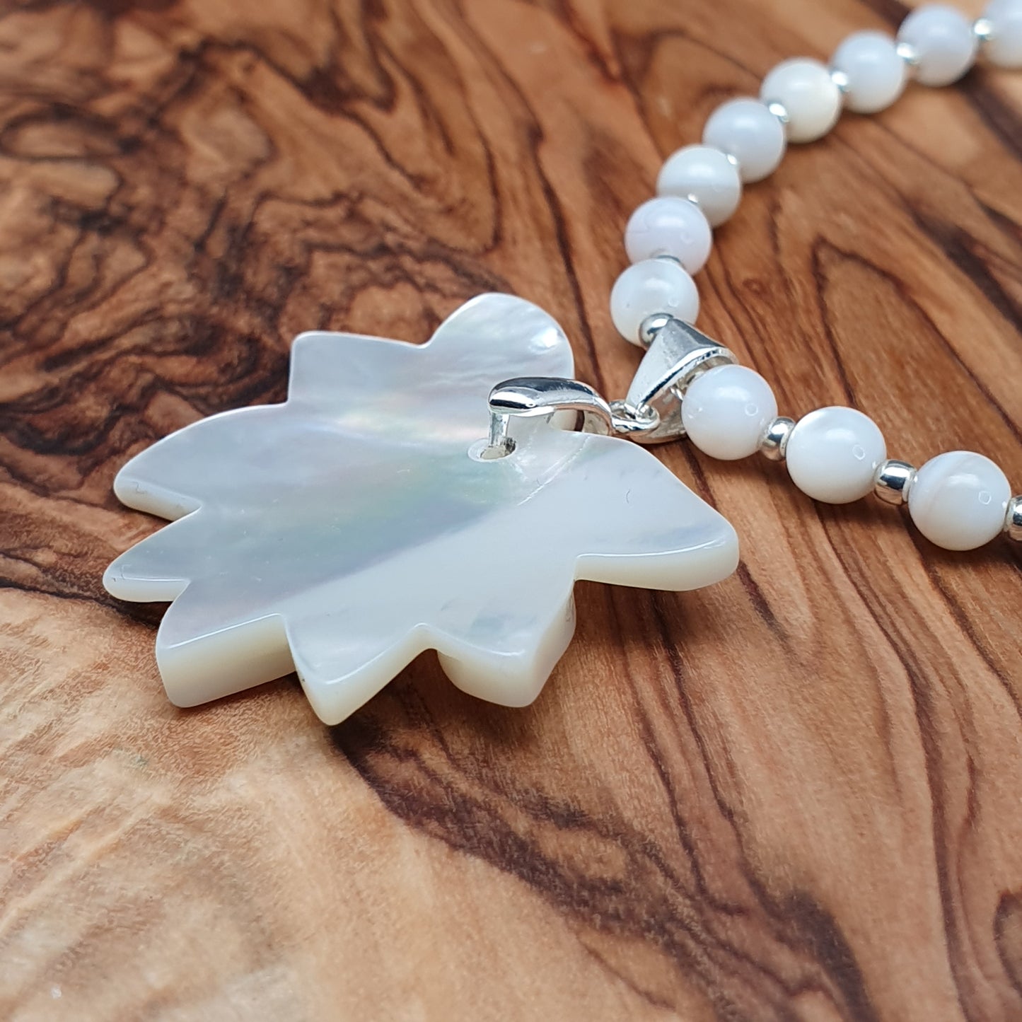 White Lotus Flower Necklace Natural Beaded Mother Of Pearl Carved Shell Pendant