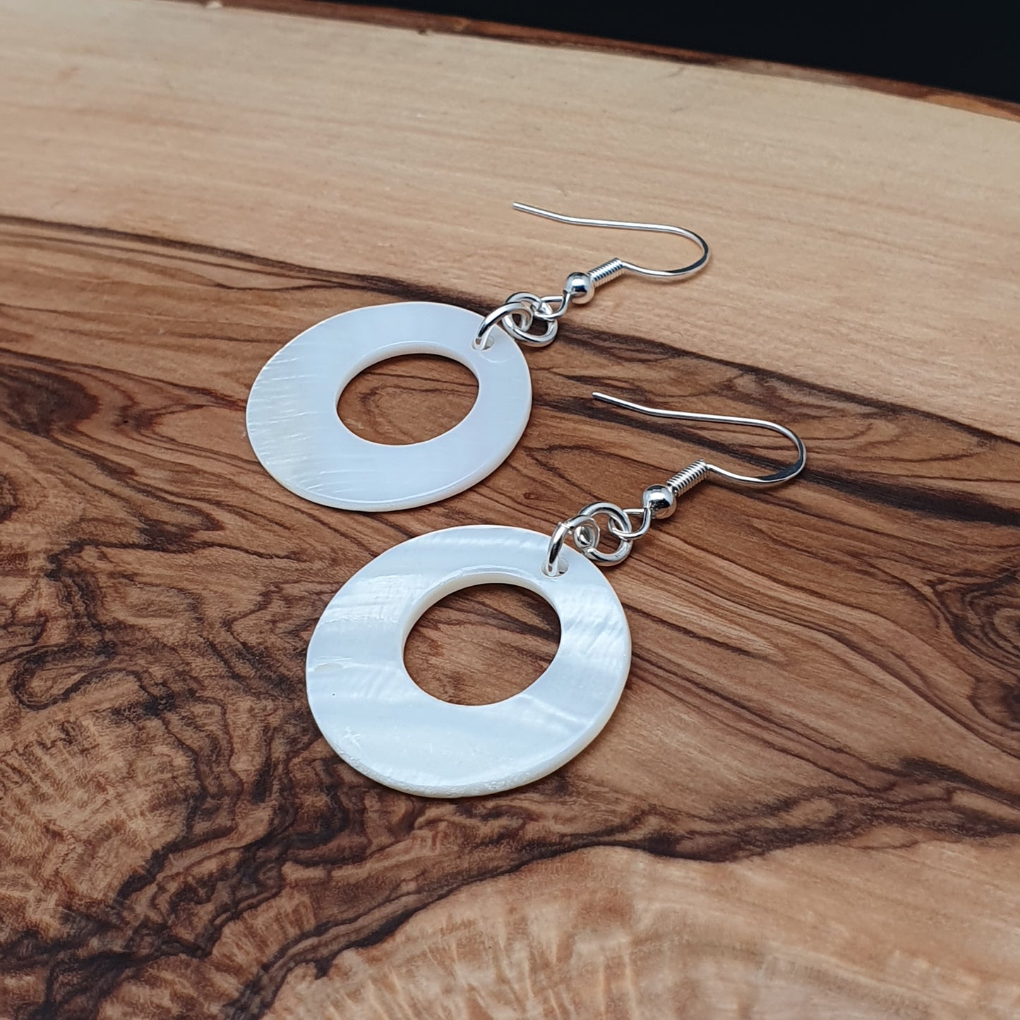 White Mother Of Pearl Hoop Earrings Dangle Drop Natural Shell Disc