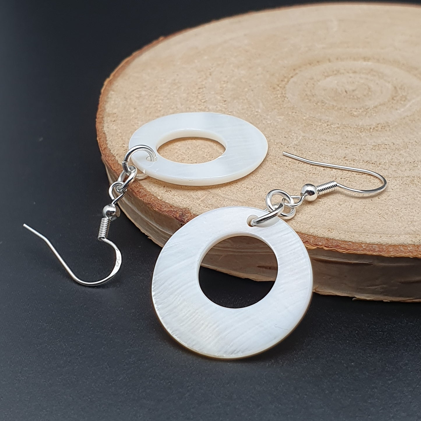 White Mother Of Pearl Hoop Earrings Dangle Drop Natural Shell Disc