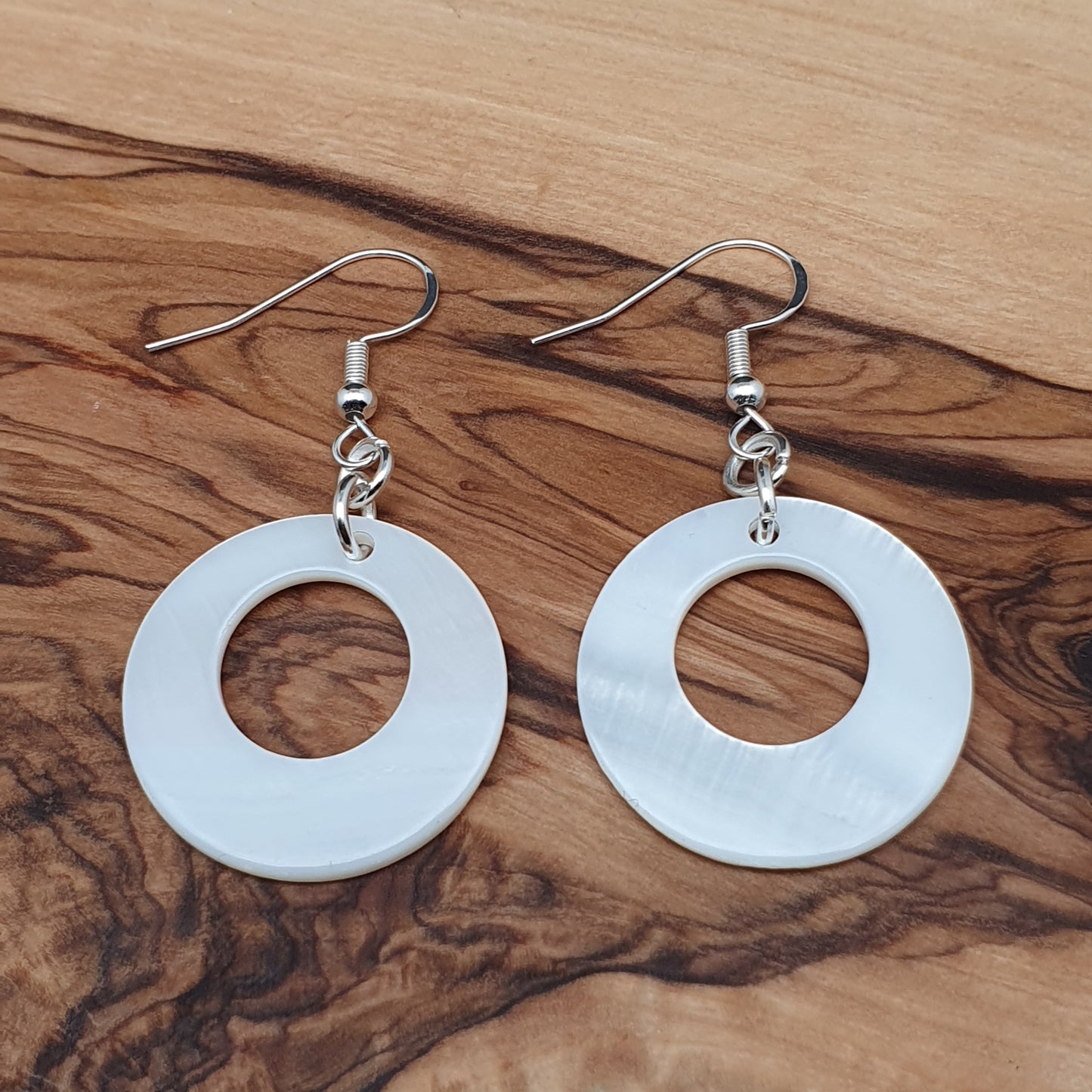 White Mother Of Pearl Hoop Earrings Dangle Drop Natural Shell Disc