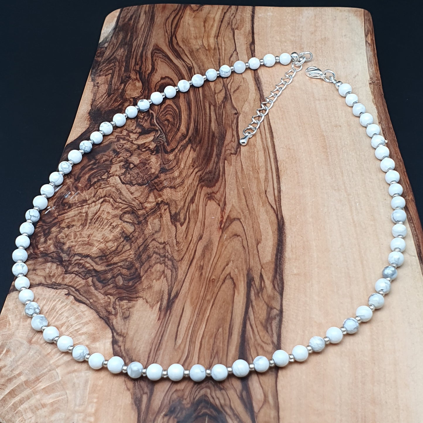 White Howlite Beaded Collar Necklace Silver Plated