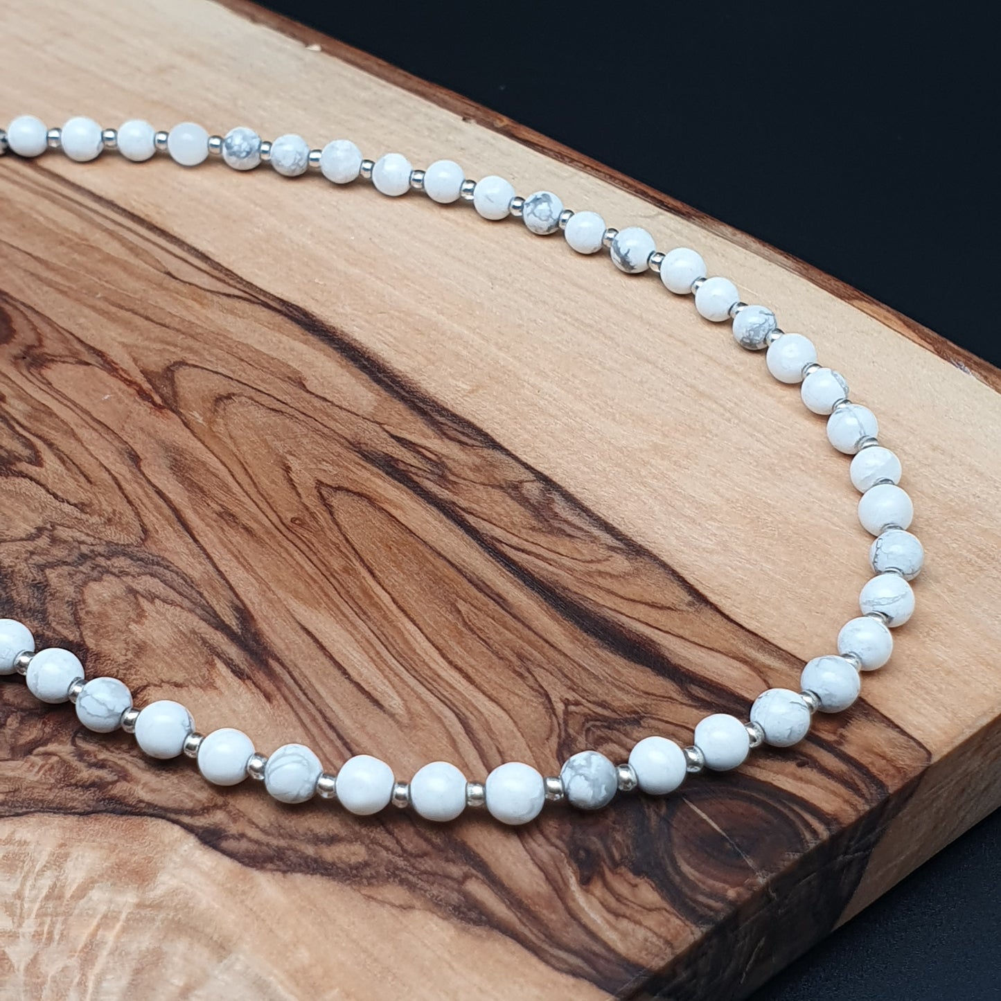 White Howlite Beaded Collar Necklace Silver Plated