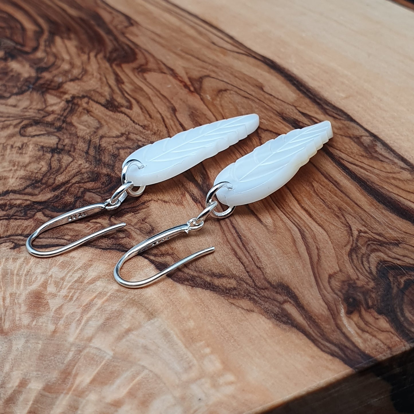 White Leaf Shell Earrings Natural Mother Of Pearl Dangle Drop