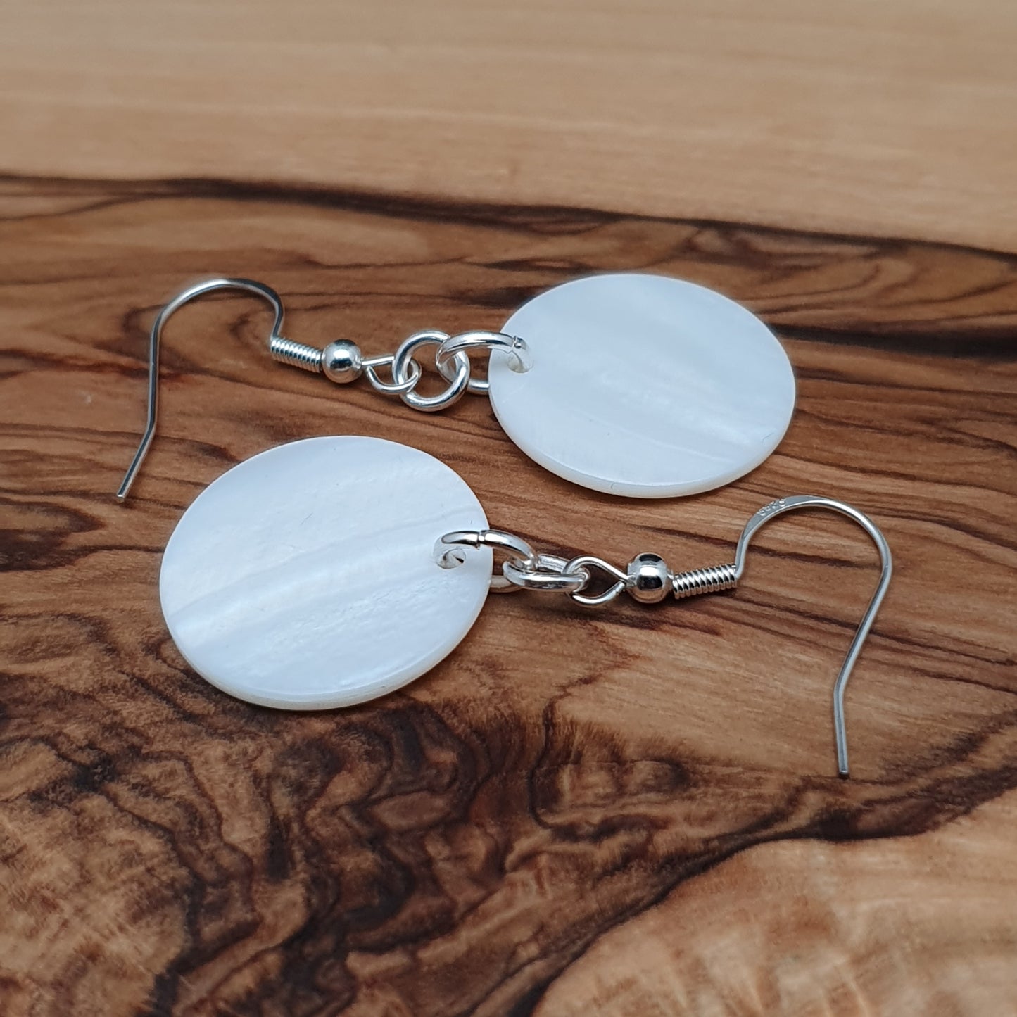 White Mother Of Pearl Disc Earrings Dangle Drop Round Shell