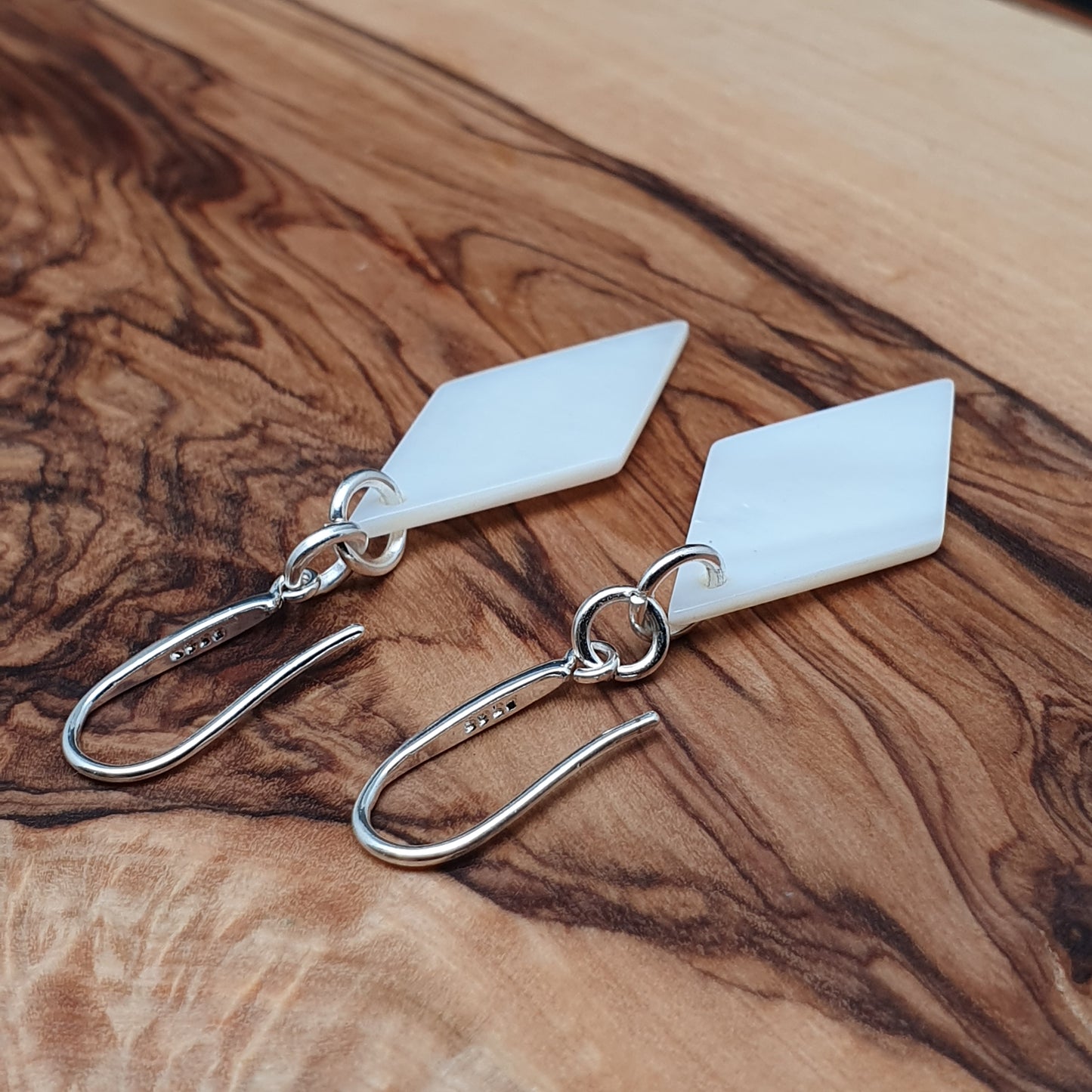 White Mother Of Pearl Geometric Shell Earrings Dangle Drop