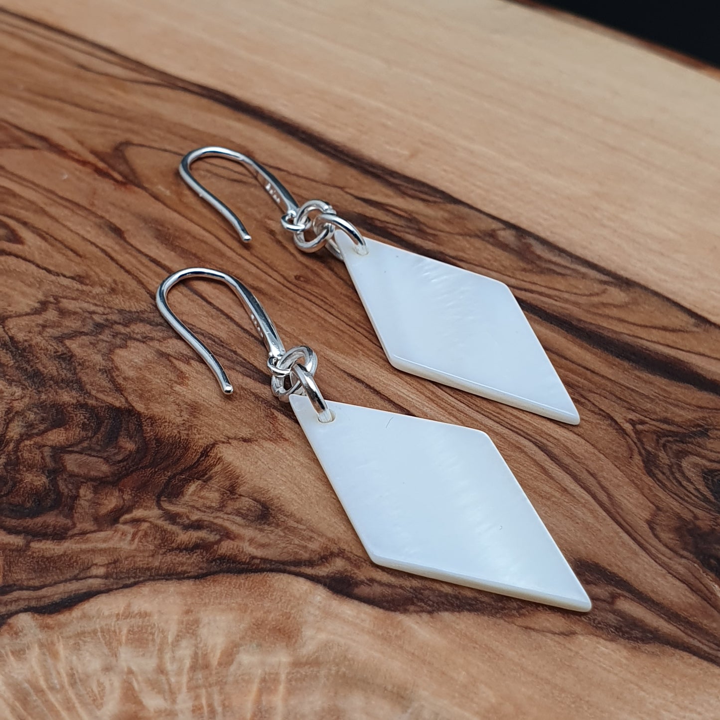 White Mother Of Pearl Geometric Shell Earrings Dangle Drop