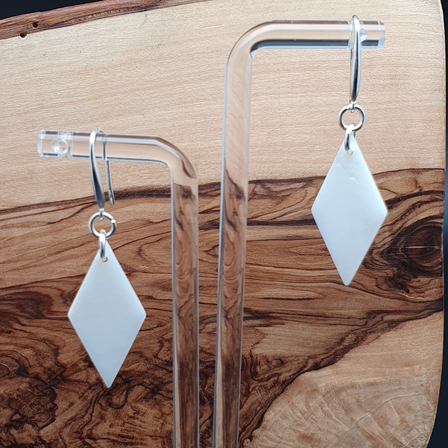 White Mother Of Pearl Geometric Shell Earrings Dangle Drop