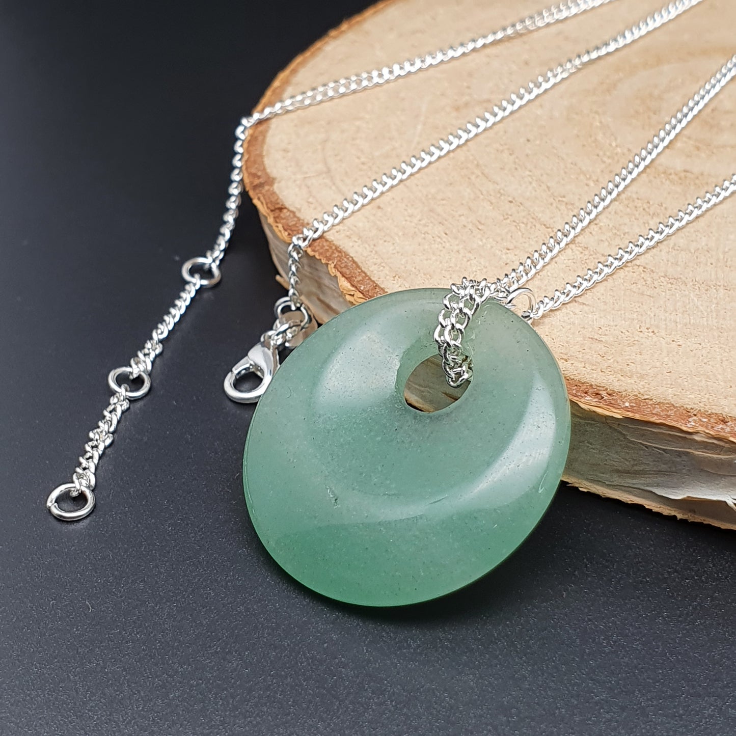 Green Aventurine Round Pendant Boho Necklace, Natural Gemstone, Silver Plated Adjustable Chain