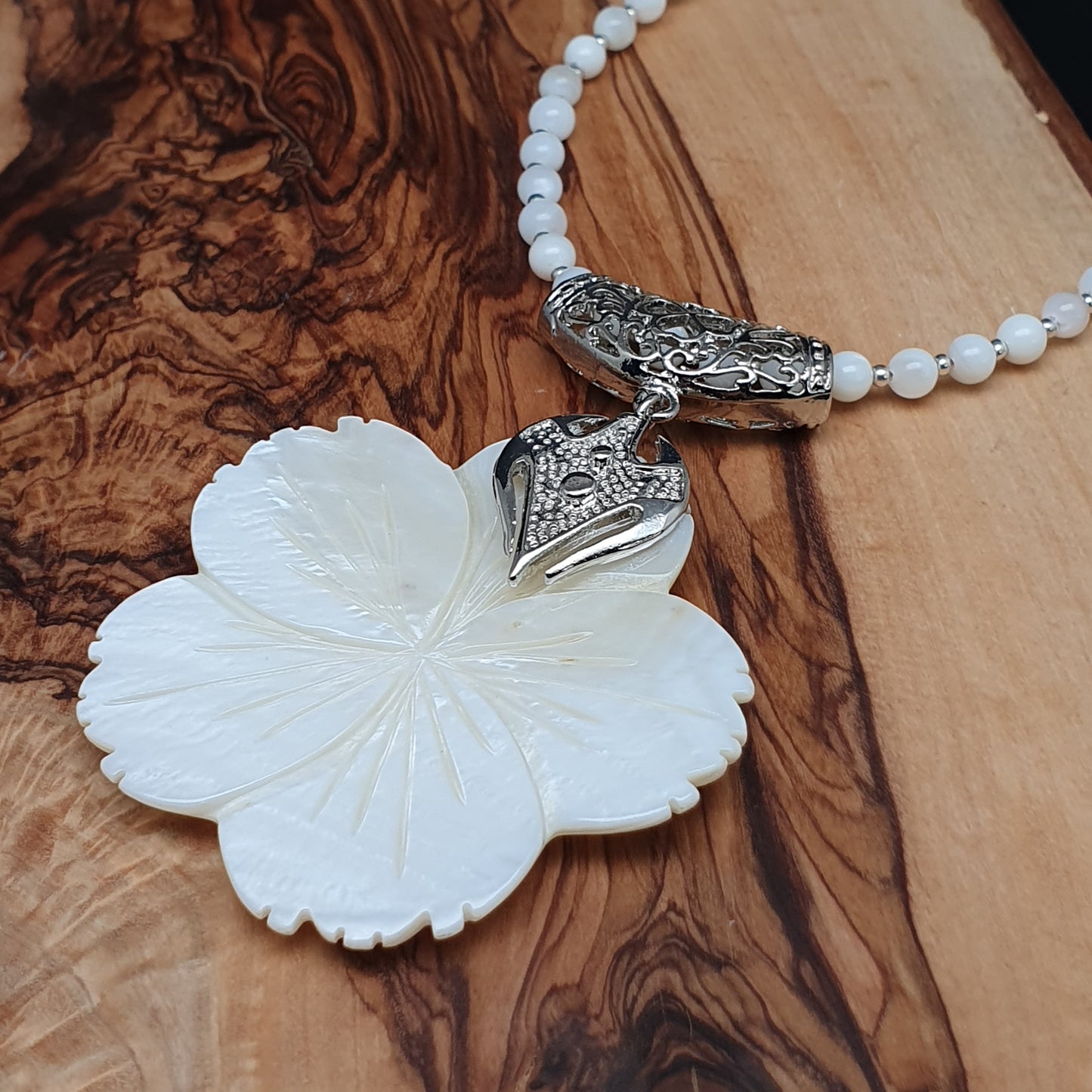 White Mother Of Pearl Beaded Collar Necklace Large Flower Pendant